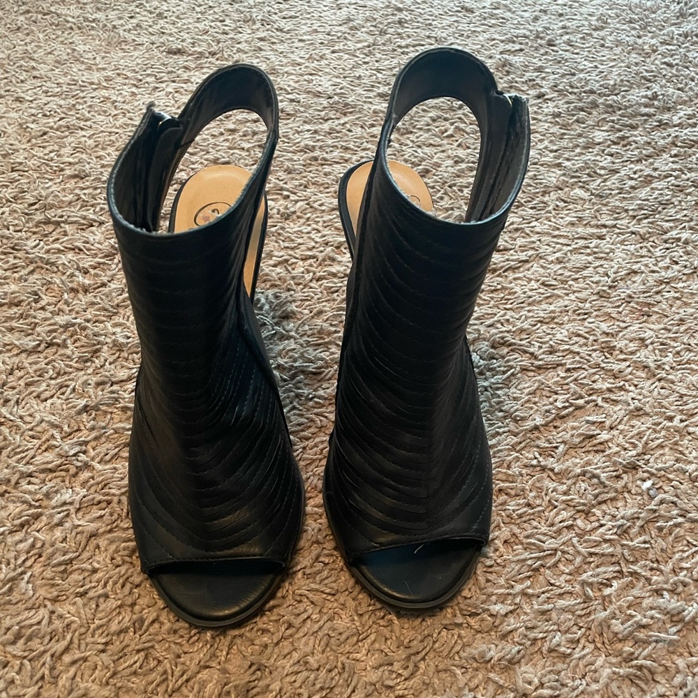 Sexy summer boot high heeled sandals. 8.5.